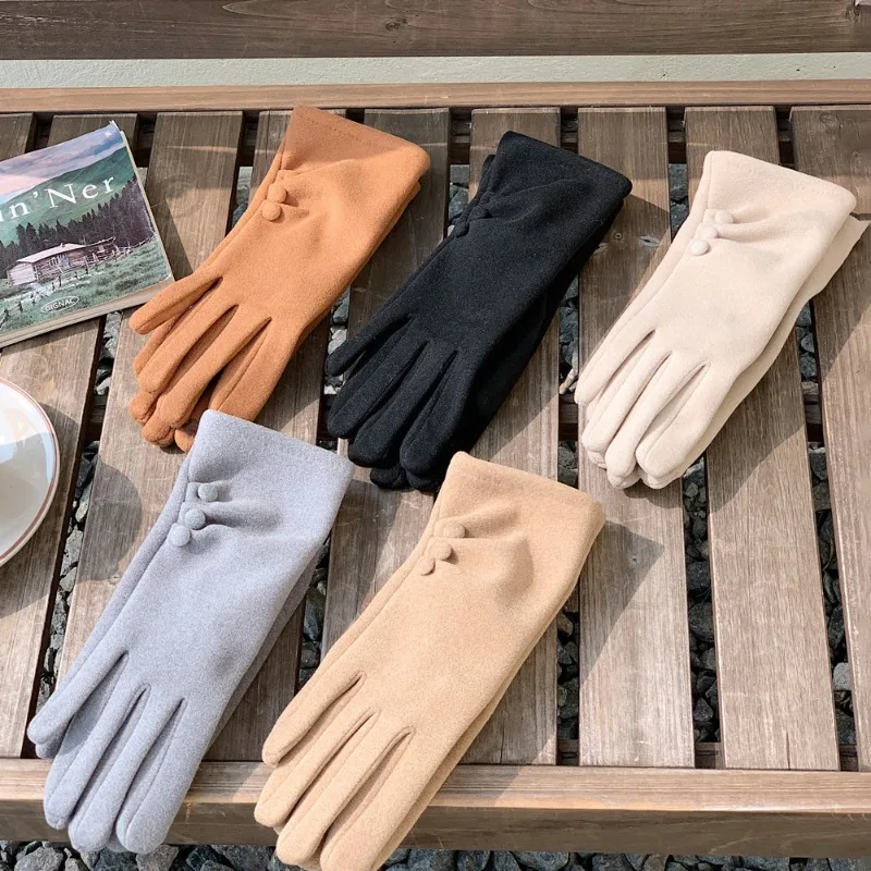 Fashion Simple Style Women Winter Keep Warm Touch Screen Thickened Button Decoration Gloves Outdoor All Match Windproof