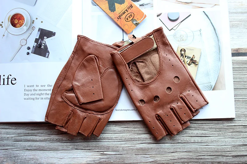 Fashion New Women's Sheepskin Half-Finger Gloves Thin Hollow Unlined Breathable Leather Outdoor Driving Color Gloves Summer