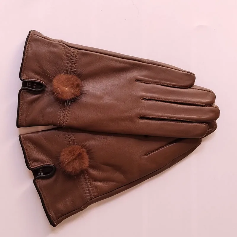 Genuine Leather Glove Women Warm Fashhion Winter Ladies Hand Warmer Gloves With Natural Mink Fur Ball Luxury Glove With Finger