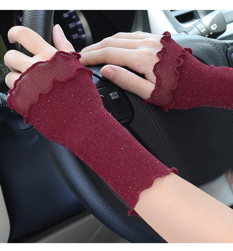 Women Hand Sleeve Wrist Cuffs Ruffled Floral Black Lace Elastic Bracelet Elegant Girls Wrist Gloves Thin and Breathable Decorate