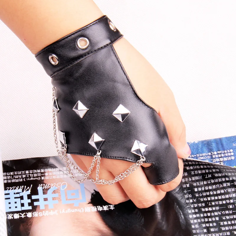 Unisex Punk Party Fingerless Leather Glove Women Rivet Personality Nightclub Singer Female Glove Men Half Finger Dance Glove 215