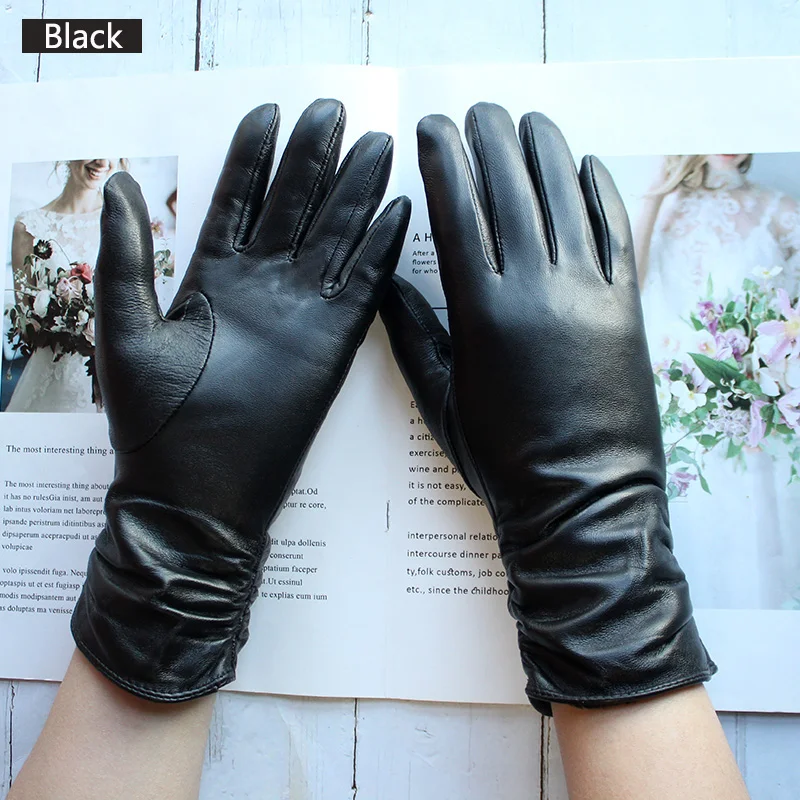 Sheepskin Leather Gloves Women's Fashion Elastic Style Velvet Lining to Keep Warm in Autumn and Winter Retro Color Points