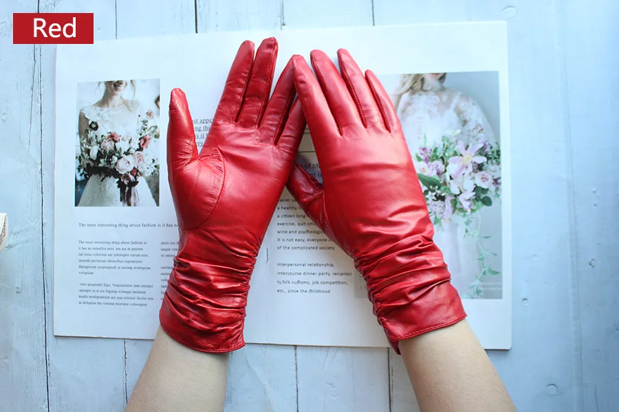Sheepskin Leather Gloves Women's Fashion Elastic Style Velvet Lining to Keep Warm in Autumn and Winter Retro Color Points