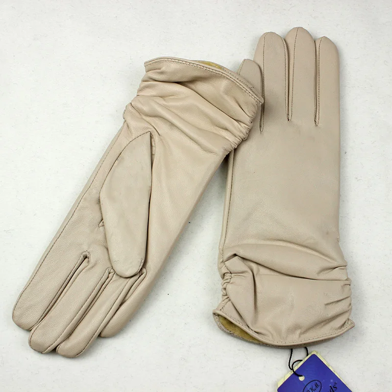 Sheepskin Leather Gloves Women's Fashion Elastic Style Velvet Lining to Keep Warm in Autumn and Winter Retro Color Points