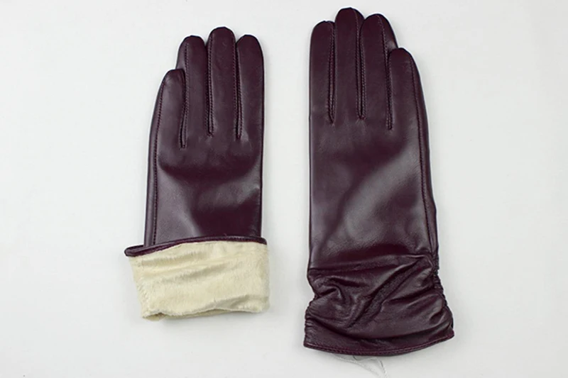Sheepskin Leather Gloves Women's Fashion Elastic Style Velvet Lining to Keep Warm in Autumn and Winter Retro Color Points