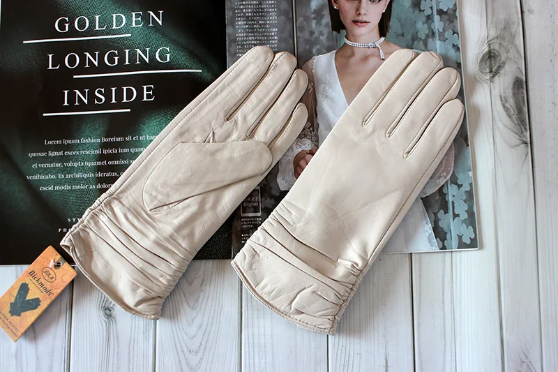 Sheepskin Leather Gloves Women's Fashion Elastic Style Velvet Lining to Keep Warm in Autumn and Winter Retro Color Points