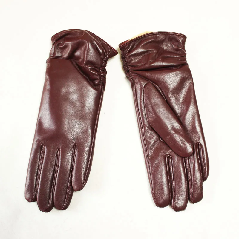 Sheepskin Leather Gloves Women's Fashion Elastic Style Velvet Lining to Keep Warm in Autumn and Winter Retro Color Points