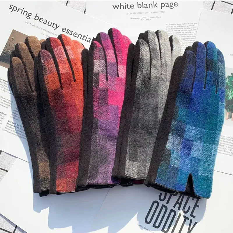Women Autumn Winter Keep Warm Touch Screen Fashion Elegant Gloves Lattice Windproof Elasticity Cycling Drive