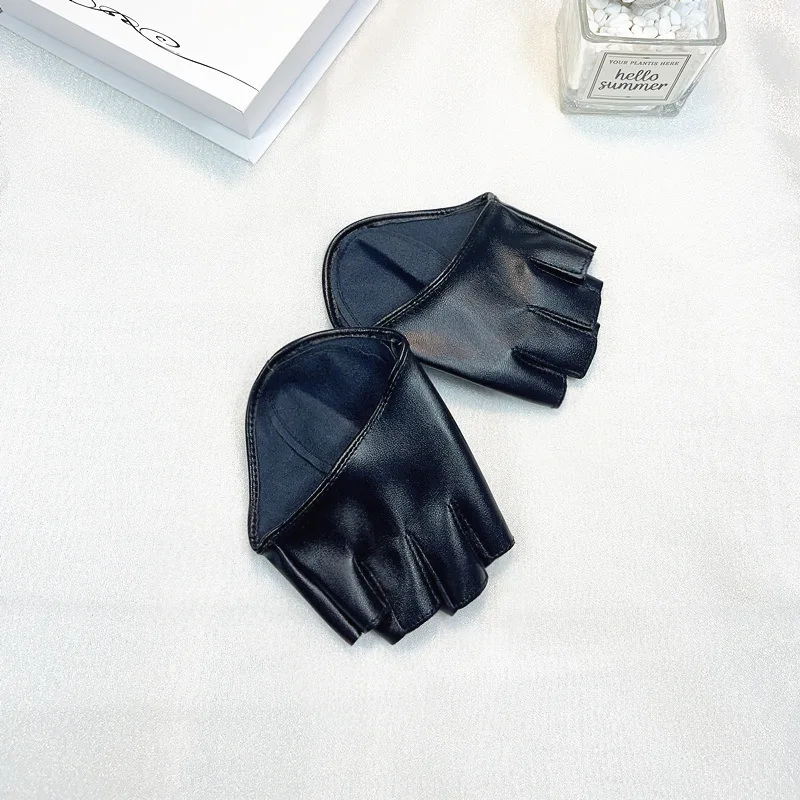 Women Half Finger PU Leather Short Gloves Sexy Modeling Dance Punk Gothic Party Cosplay Stage Performance Fingerless Mittens