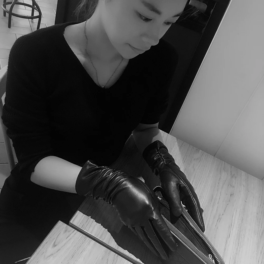 25cm Classic Pleated Genuine Leather Gloves Women Color Real Leather Gloves Sheepskin Leather Femal Winter Gloves