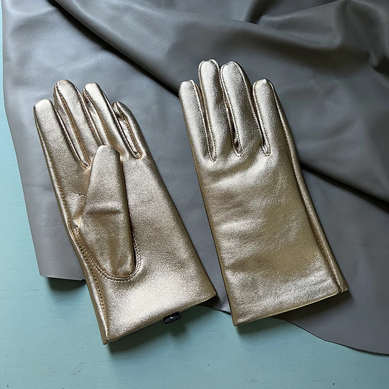 Patent Leather Glove Woman Genuine Leather Short Style Autumn Winter Warm Velvet Lining Leisure Driving Gloves
