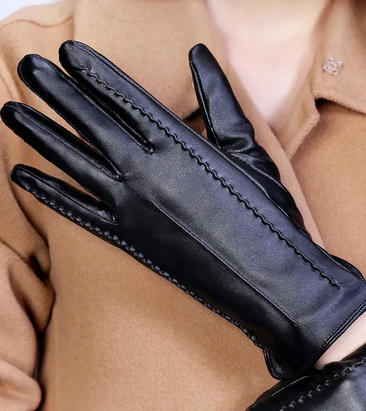 Women's Sheepskin Gloves Winter Warmth Plus Velvet Short Thin Screen Driving Female Color Leather Gloves High-end Winter Gloves