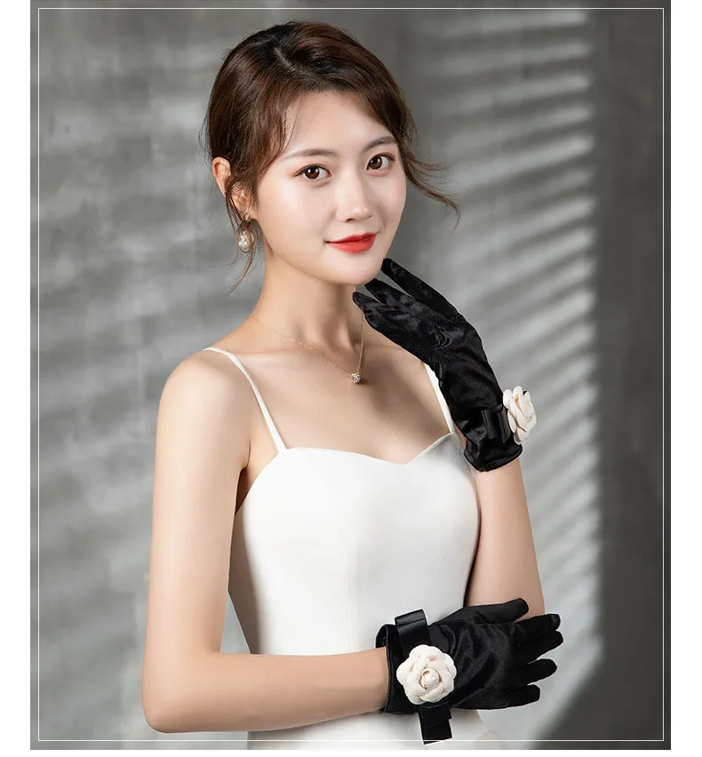 Original Celebrity Camellia Vintage Black Short Satin Hepburn Gloves Stage Banquet Bridal Accessories Modeling Photographic