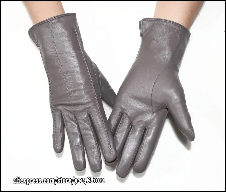 Women's Sheepskin Gloves Winter Warmth Plus Velvet Short Thin Touch Screen Driving Female Color Leather Gloves New High-end 2025