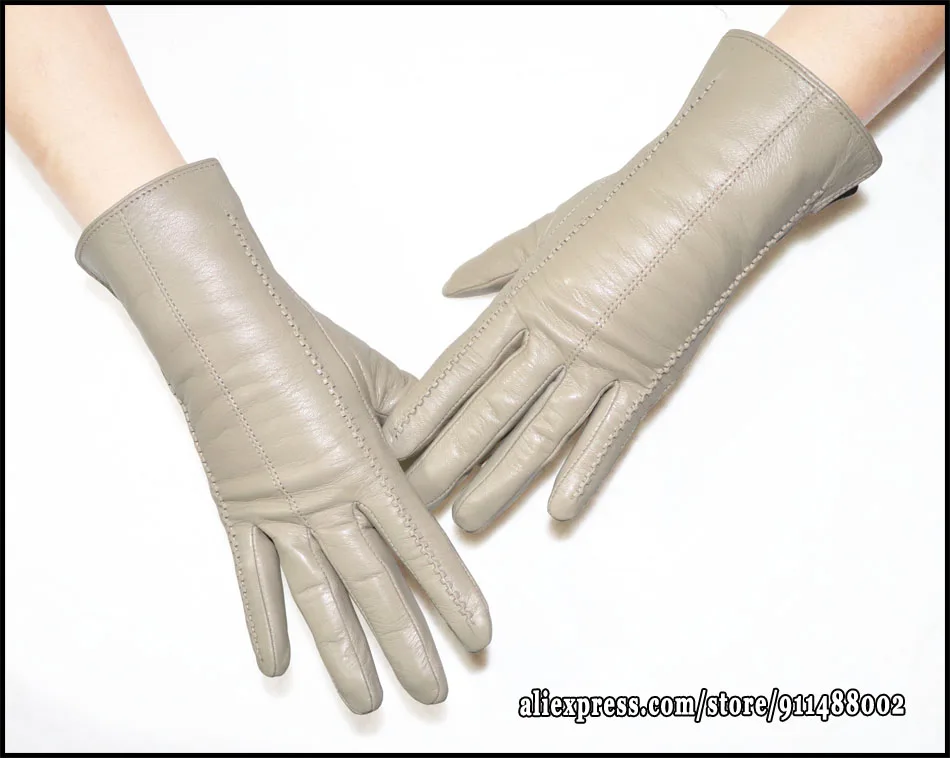 Women's Sheepskin Gloves Winter Warmth Plus Velvet Short Thin Touch Screen Driving Female Color Leather Gloves New High-end 2025