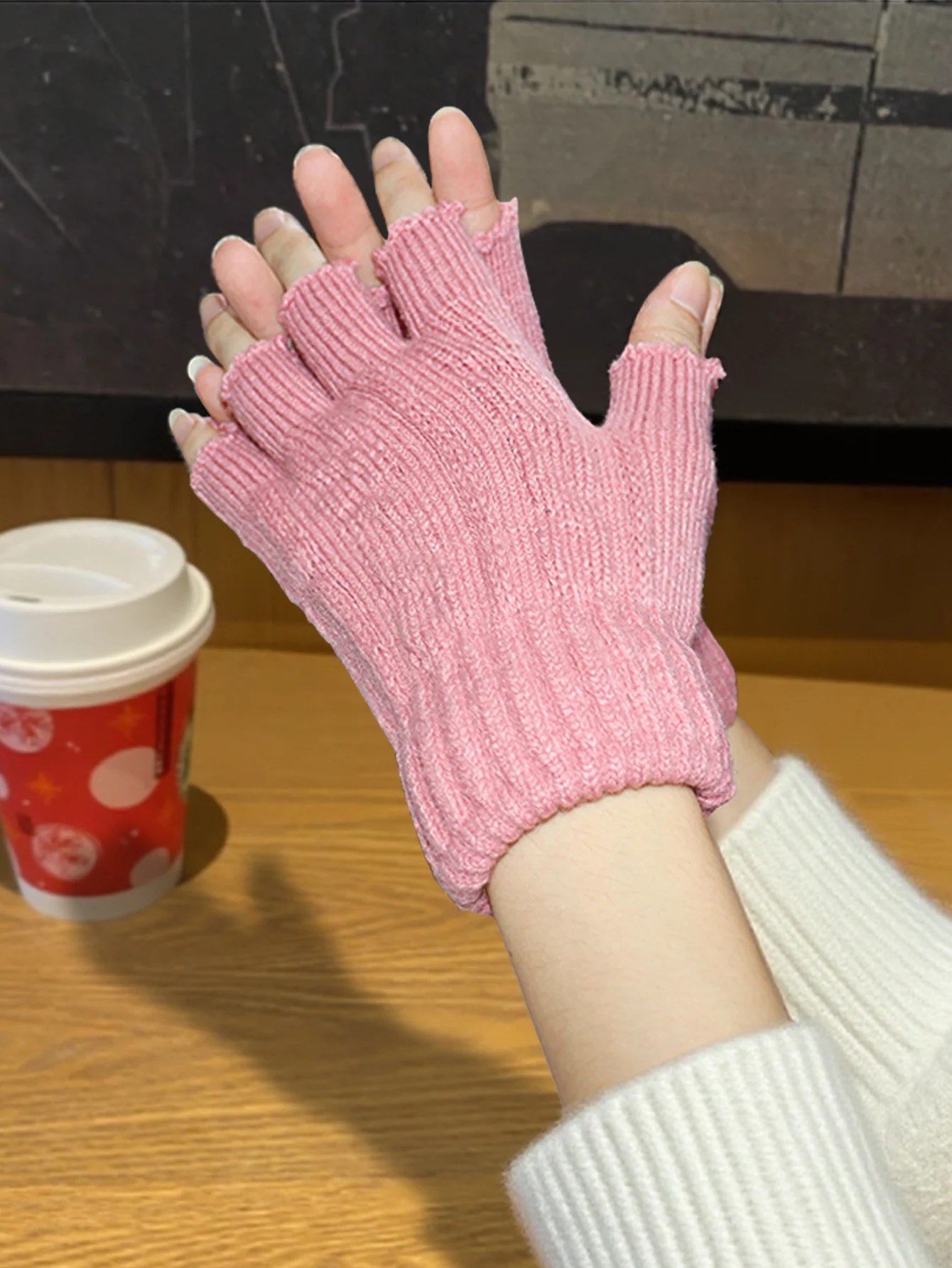 Half-Finger Gloves for Men and Women, Autumn and Winter, Fingerless, Suitable for Students Writing, Typing, Cycling, Touchscreen Compatible, Knitted Wool, Warm, Fingerless Design