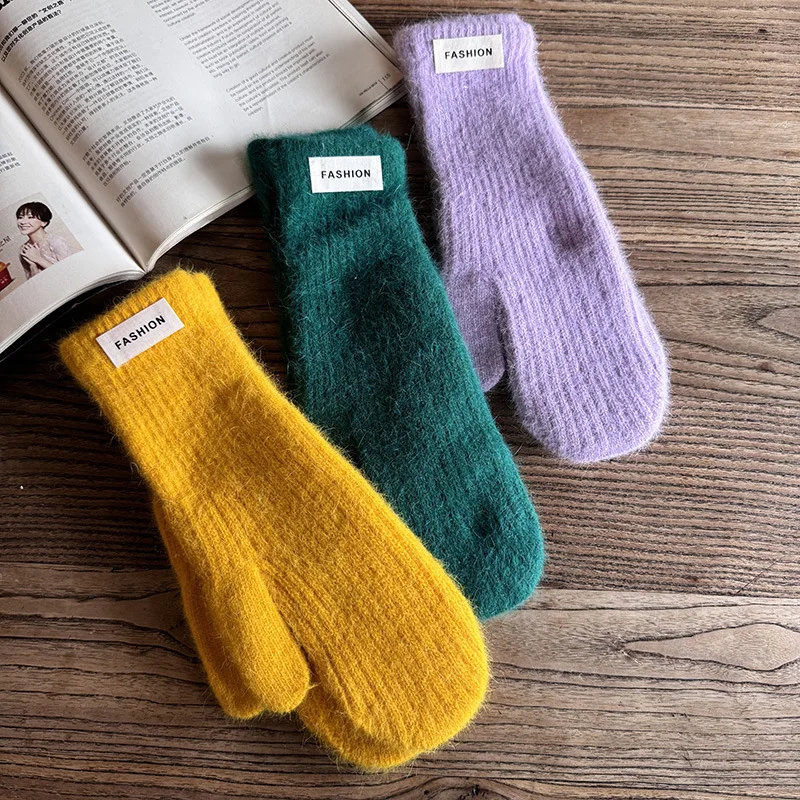 27cm Women Winter Keep Warm Fashion Elegant Solid Simple Style Gloves Elasticity Windproof Soft Knitted Yarn Mittens