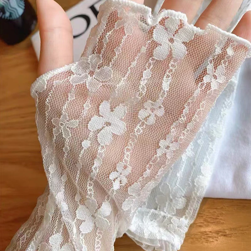 1Pair Women Lace Hollow-Out Sun UV Protection Fingerless Sleeves Thin Mesh Breathable Sleeves Summer Drive Cycling Sleeve Mitten