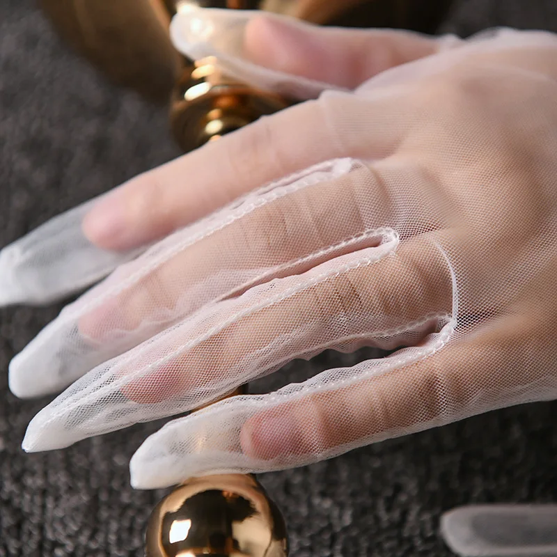 Women Short Tulle Gloves Sexy Lace Mittens Tulle Full Finger Gloves Lady Driving Glove Transparent Mittens Wedding Bridal Gloves