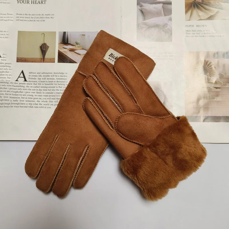 New Women's Fur All-in-One Sheepskin Gloves Leather Color Warm Winter Wool Lining Wind and Cold Gloves