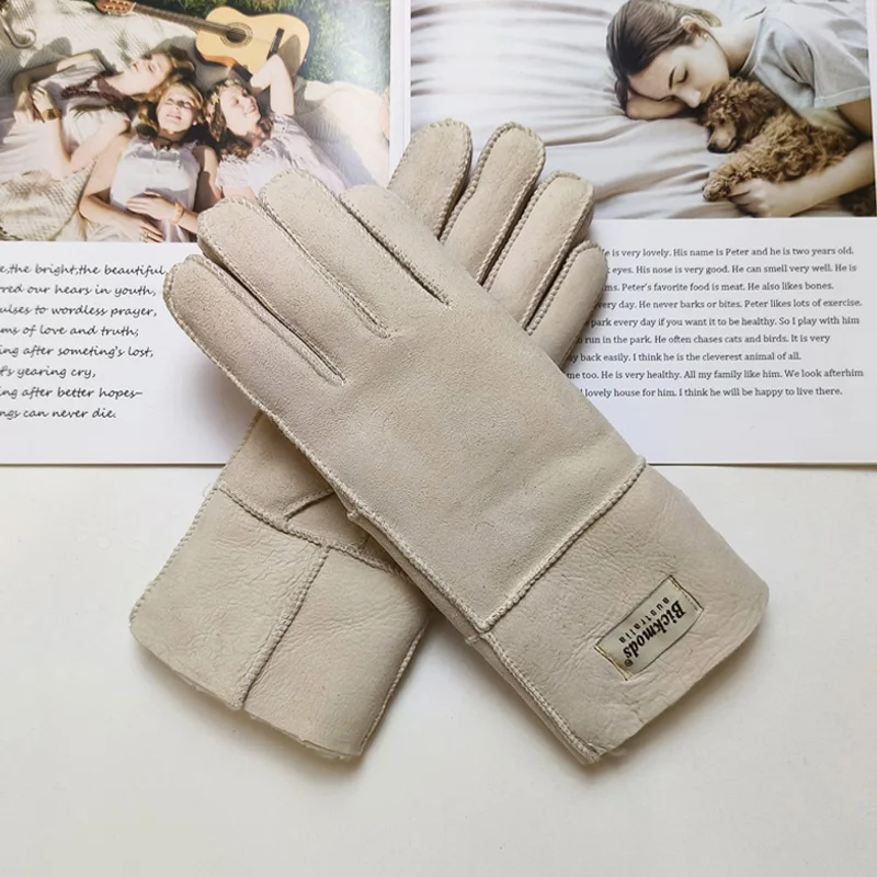 New Women's Fur All-in-One Sheepskin Gloves Leather Color Warm Winter Wool Lining Wind and Cold Gloves