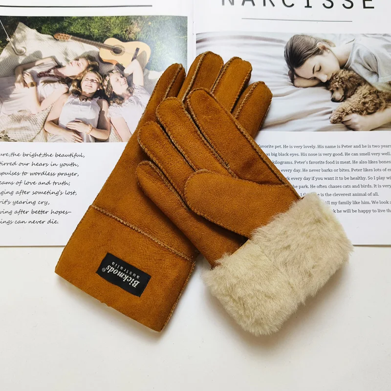 New Women's Fur All-in-One Sheepskin Gloves Leather Color Warm Winter Wool Lining Wind and Cold Gloves