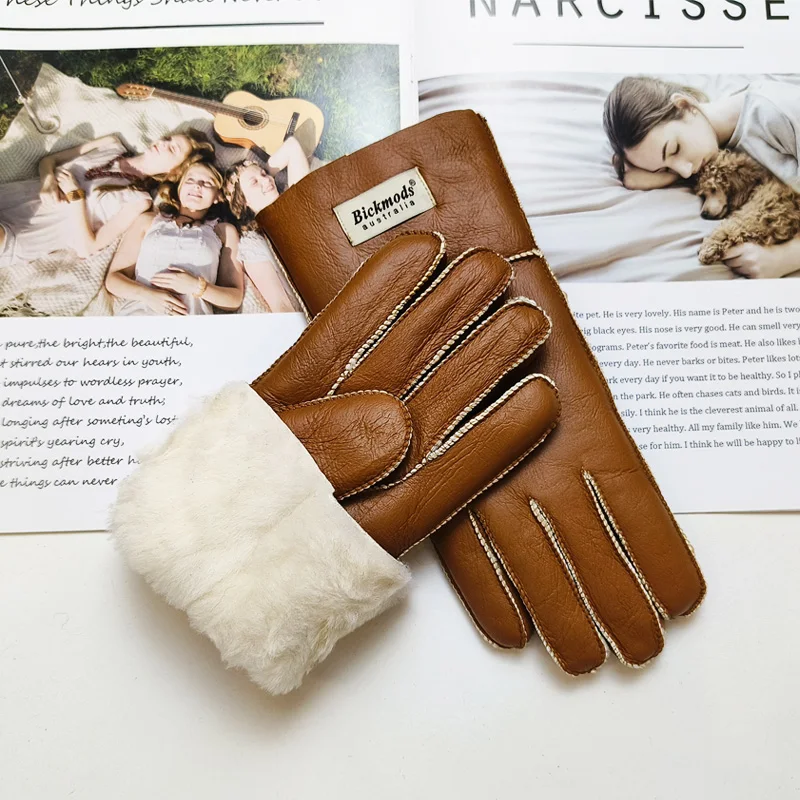 New Women's Fur All-in-One Sheepskin Gloves Leather Color Warm Winter Wool Lining Wind and Cold Gloves