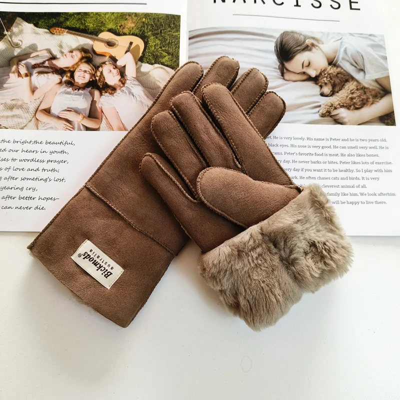New Women's Fur All-in-One Sheepskin Gloves Leather Color Warm Winter Wool Lining Wind and Cold Gloves