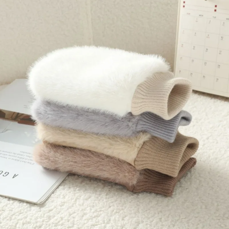 Imitation of Fox Fur Soft Women Winter Suede Cute Lovely Sweety Keyboard Works Keep Warm Half Finger Gloves Thickened