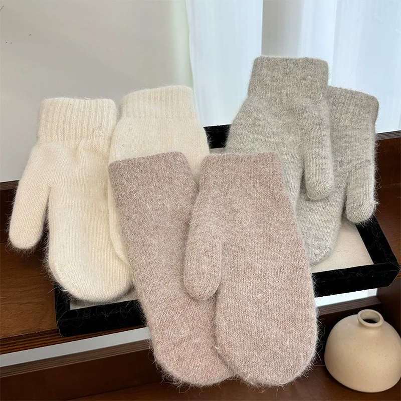 Winter Lolita Style Full Finger Warm Knitted Gloves Korean Female Kawaii Plush Thicken Windproof Mittens