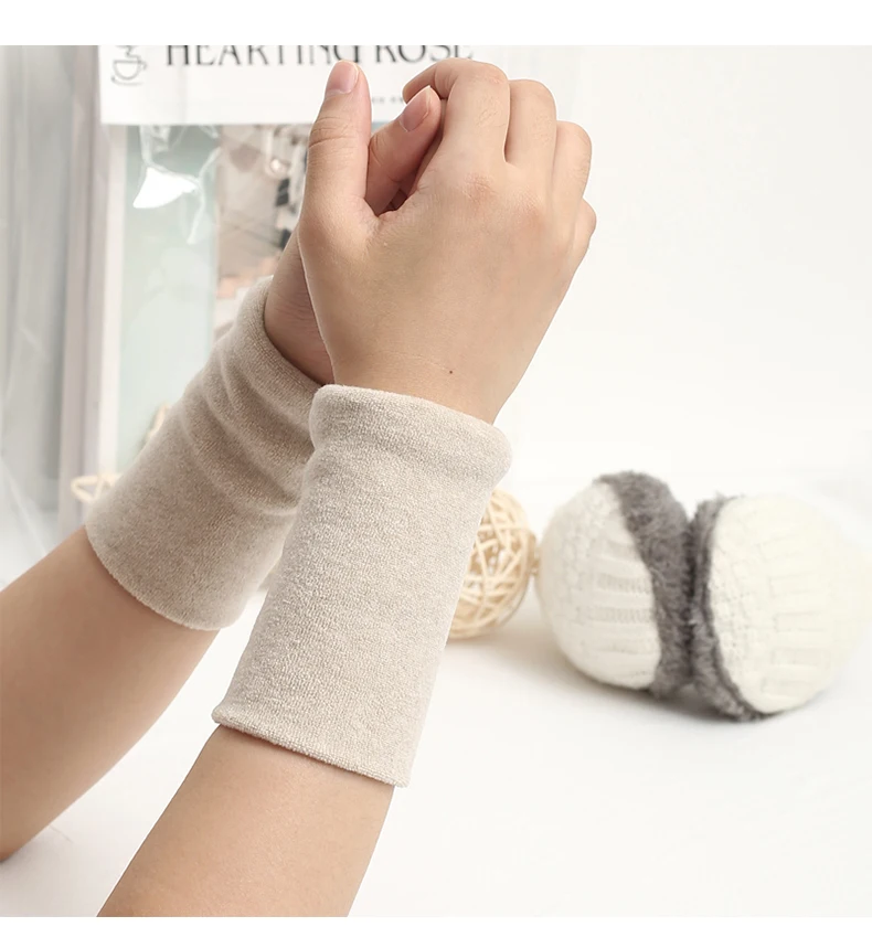Warm Wrist Guard Thickening Type Sports Sweatproof Band Breathable Wrist Guard Fitness Running Basketball Tennis Training
