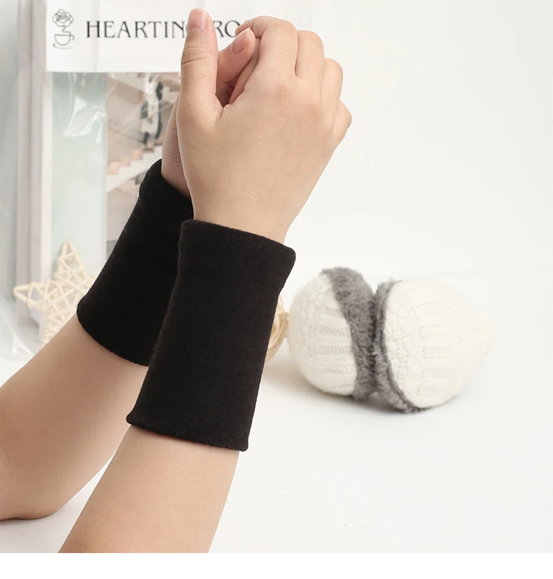 Warm Wrist Guard Thickening Type Sports Sweatproof Band Breathable Wrist Guard Fitness Running Basketball Tennis Training