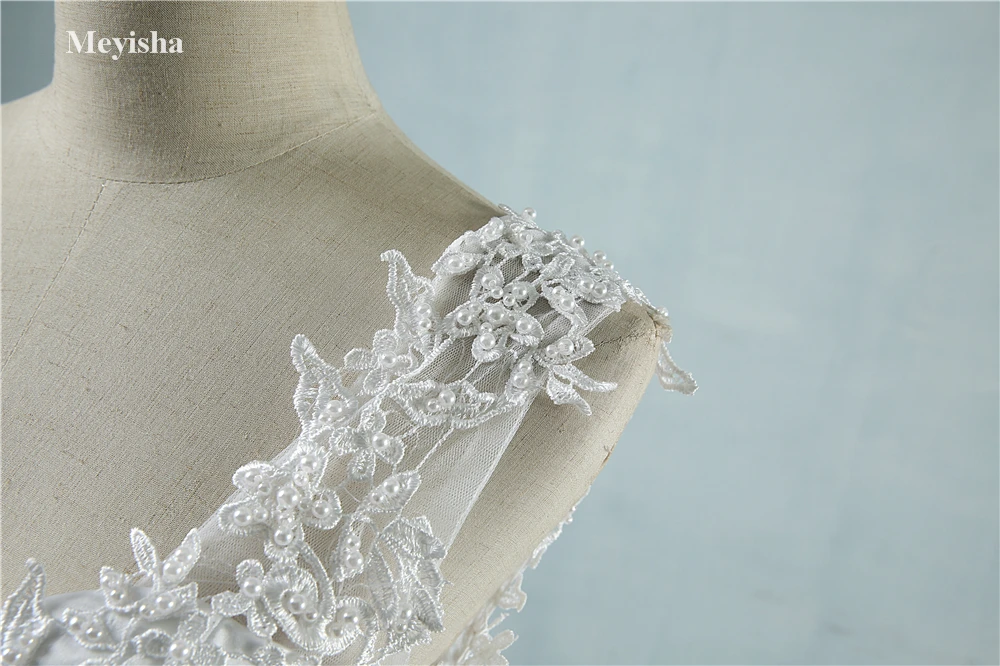 Customized ZJ9076 Ball Gown Spaghetti Straps White Ivory Tulle Pearls Bridal Dress For Wedding Dresses 2025 Marriage