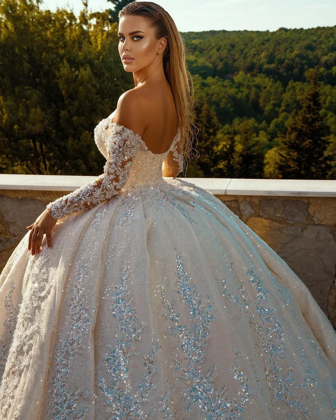 Customized Ball Gowns Beaded Appliques Sequins Off Shoulder Wedding Dress Long Sleeve Pleat Sweep Train Bridal Dresses