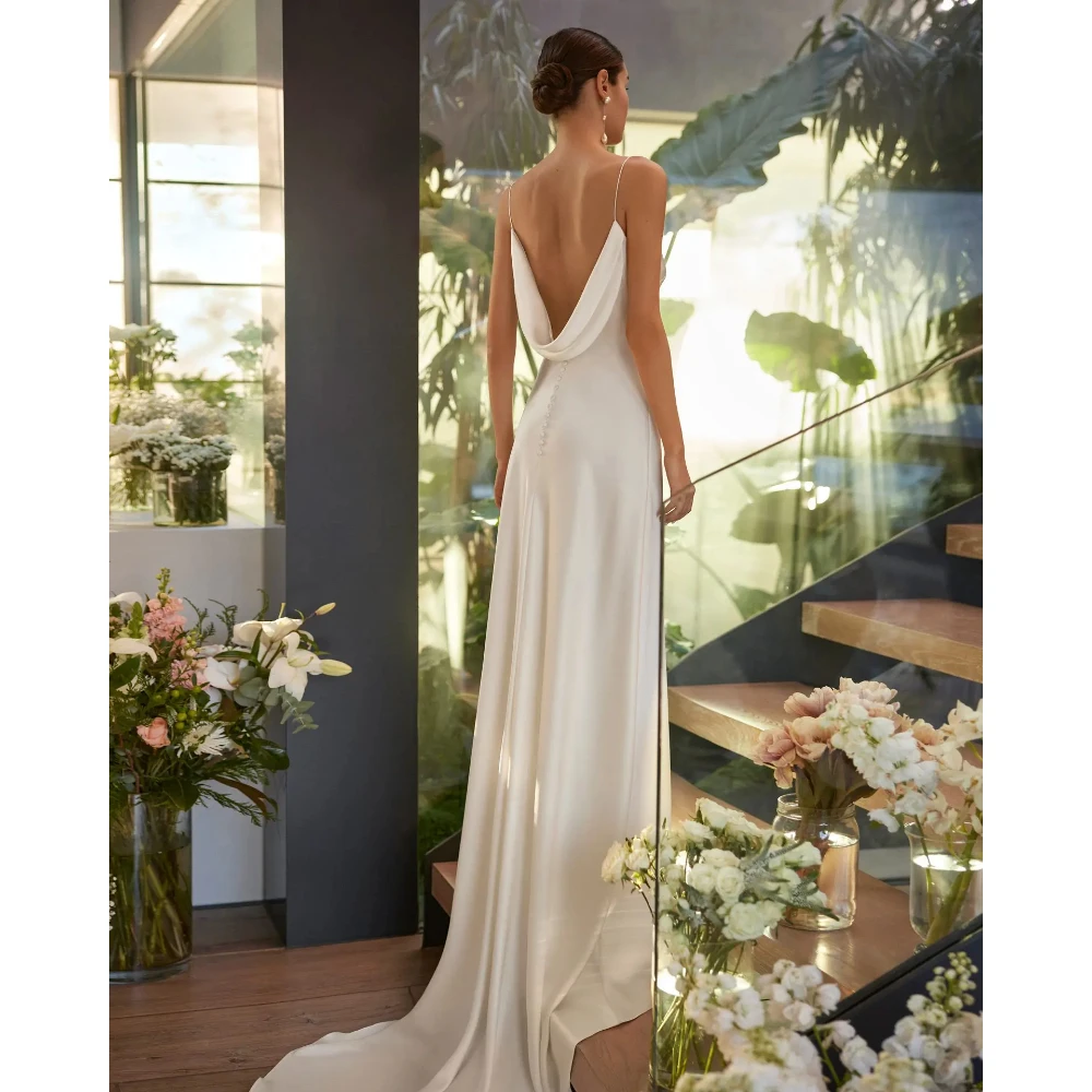 Simple Wedding Dresses for Woman Customized Spaghetti Straps V Neck Ivory Mermaid Bridal Gowns Sexy Backless Bridal Dress 2026
