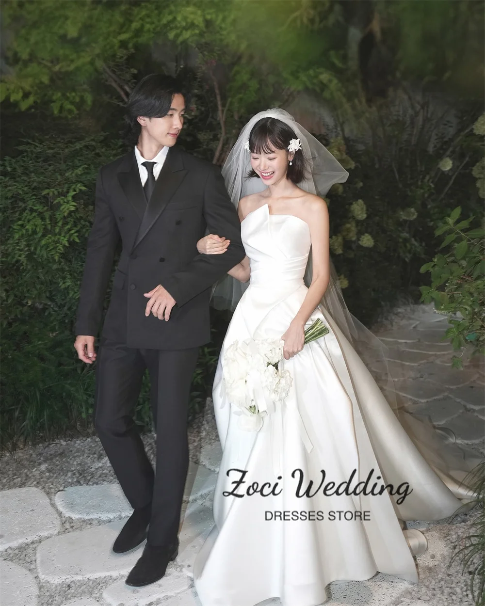 Zoci Satin Strapless Wedding Dress A-line Draped Sweep Train Korea Bridal Gown Customized Sleeveless Photo Shoot Gown for Bride
