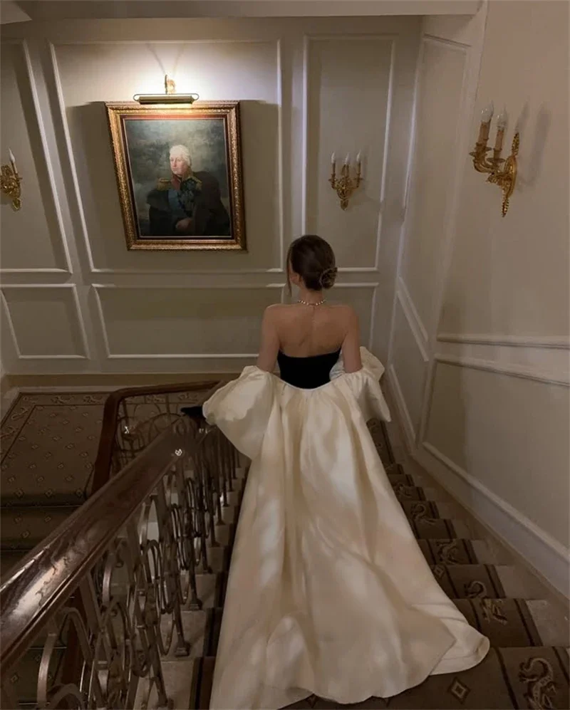 Satin Bridal Detachable Train With Puff Sleeves Morden Wedding Removable Skirts For Dresses Bridal Overskirt Cape Customized