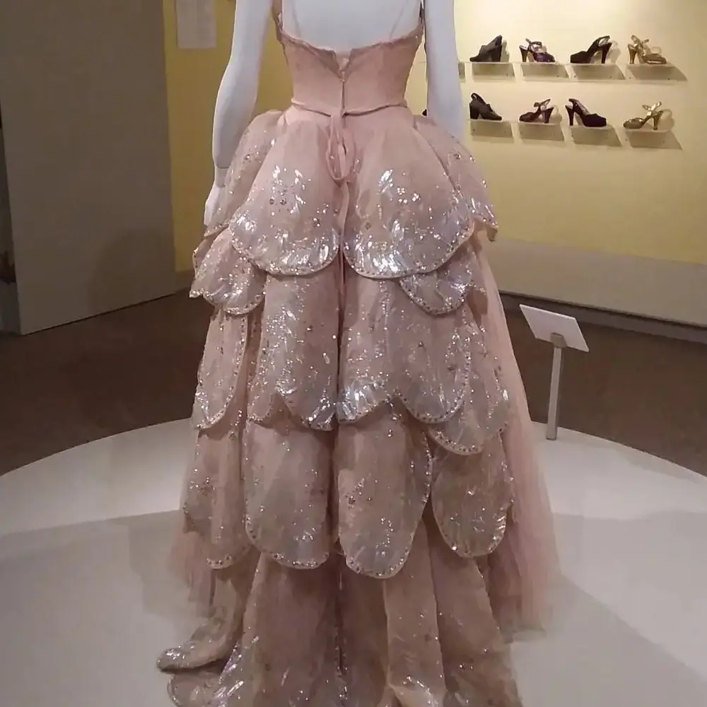 FATAPAESE Customized Gown Strapless Beaded Sparking Gems Stones Bodice Tiereed Tulle Organza Skirt Floor-length Clothes