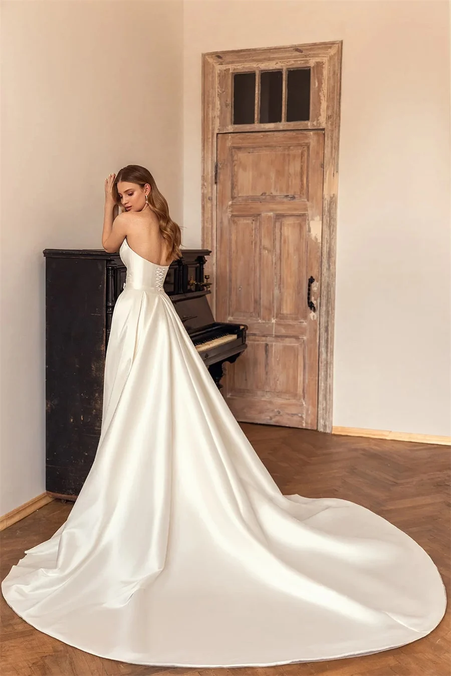 Customized Luxury Sweetheart Mermaid Satin Wedding Dress Detachable Skirt Backless And Lace Up Woman Evening Dress For Wedding