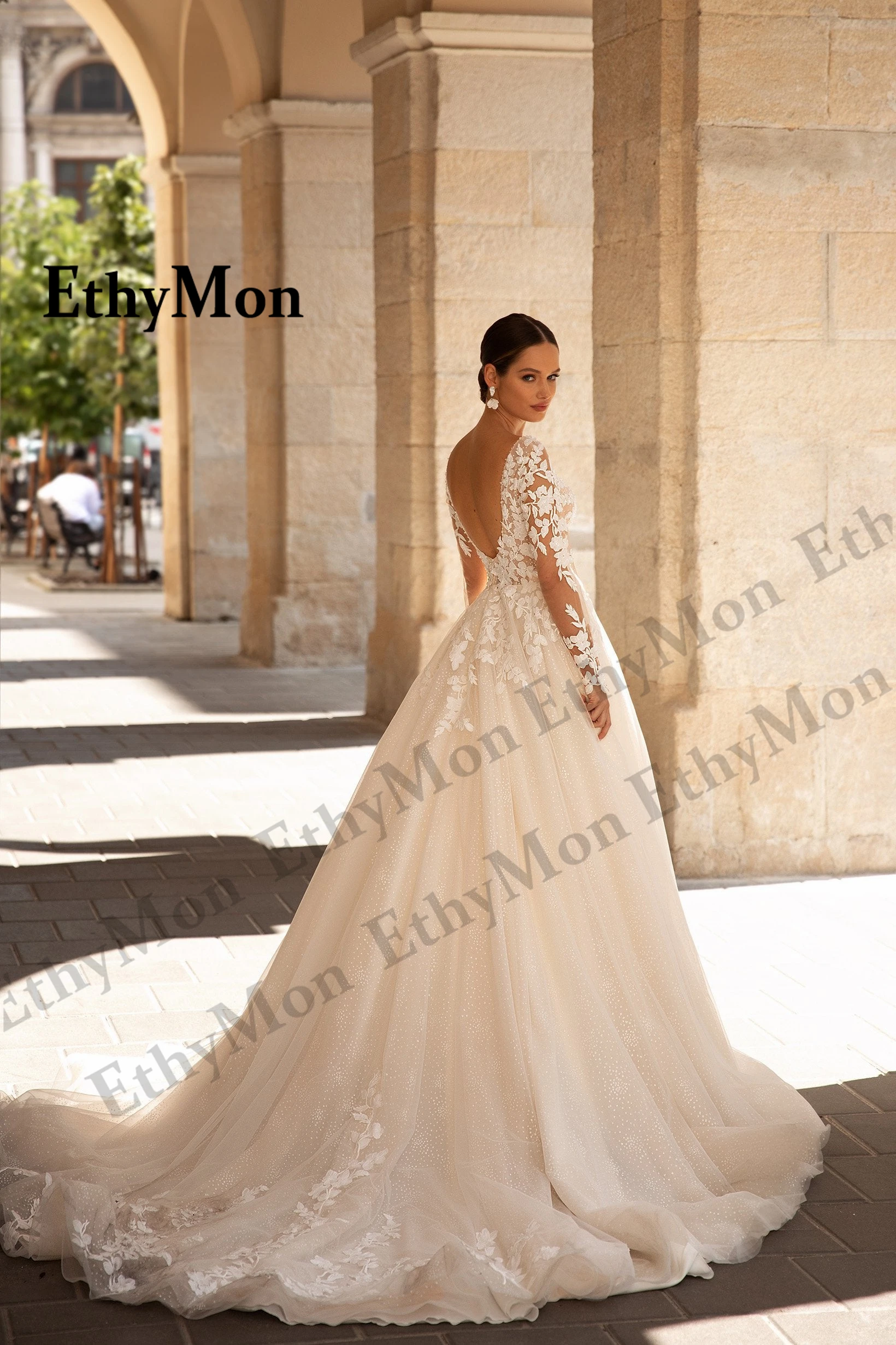Ethymon Vintage Long Sleeves Wedding Dress for Bride V-neck Backless Lace Appliques Vestido De Casamento Customised Plus Size