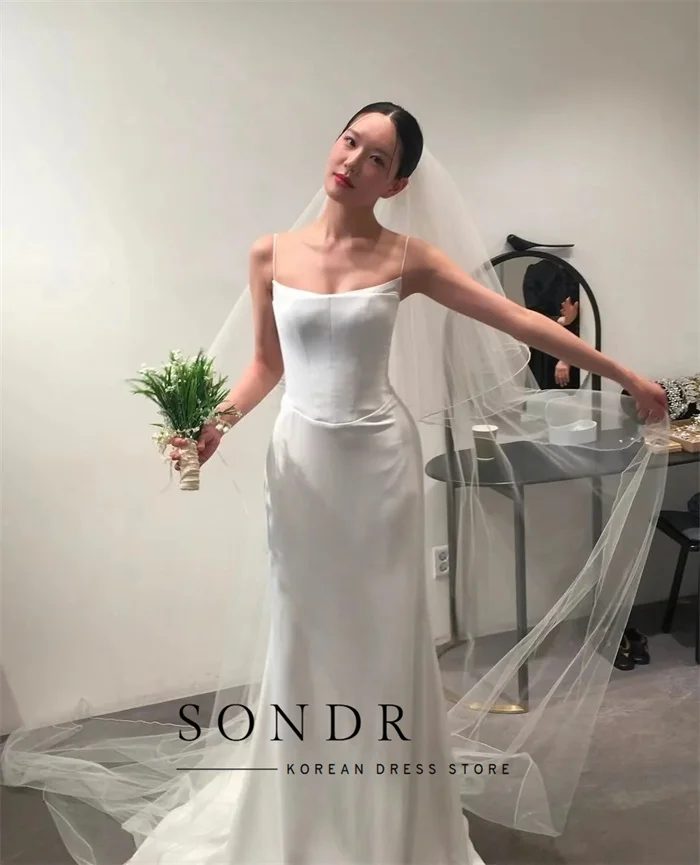 Sondr Elegant Wedding Dress Spaghetti Strap A-Line Floor Length Ivory Satin Korea Photo Shoot Bridal Reception Gown Customized