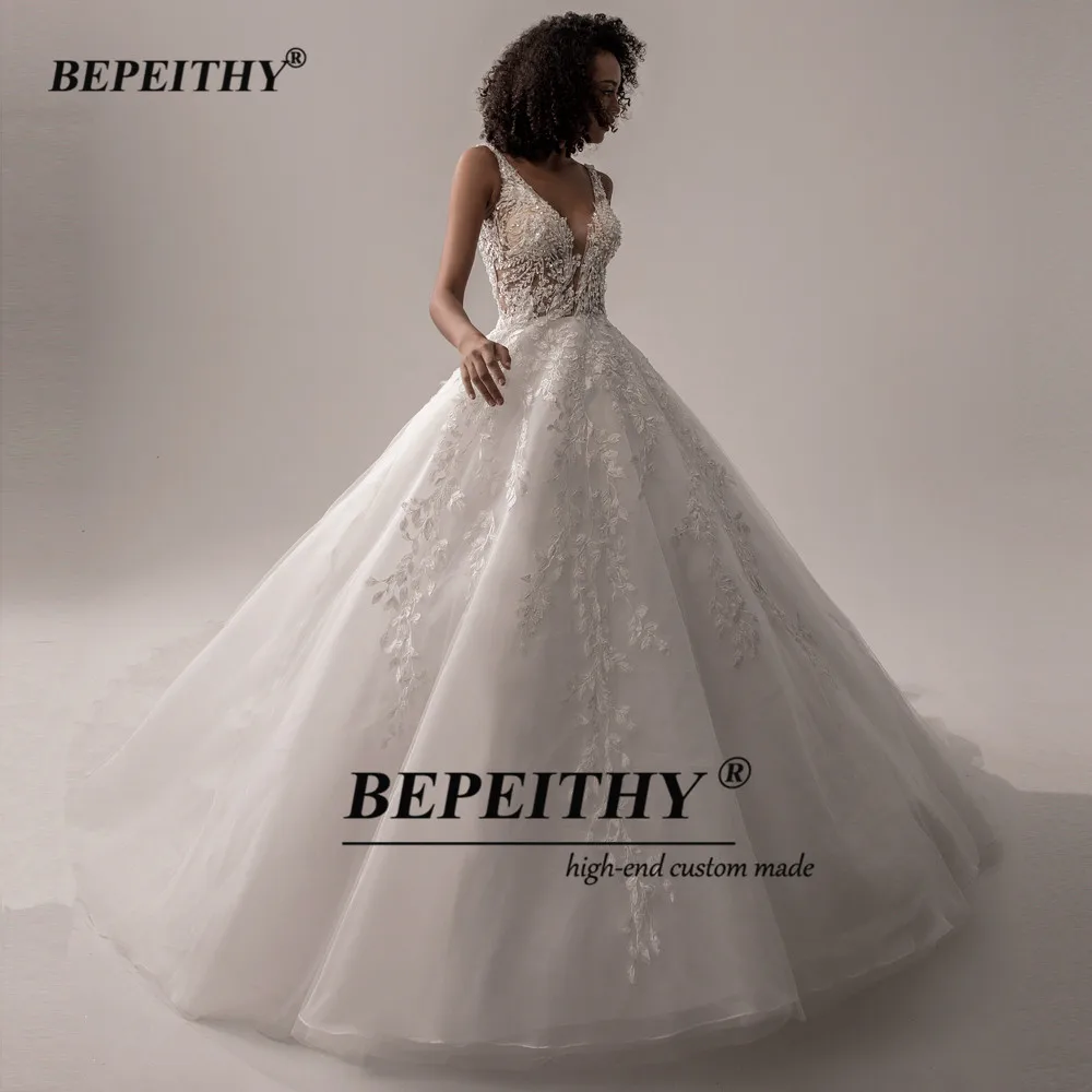 BEPEITHY Customized Vestido De Noiva V Neck Sleeveless Wedding Dresses 2026 For Women A Line Ivory Lace Bride Boho Bridal Gown