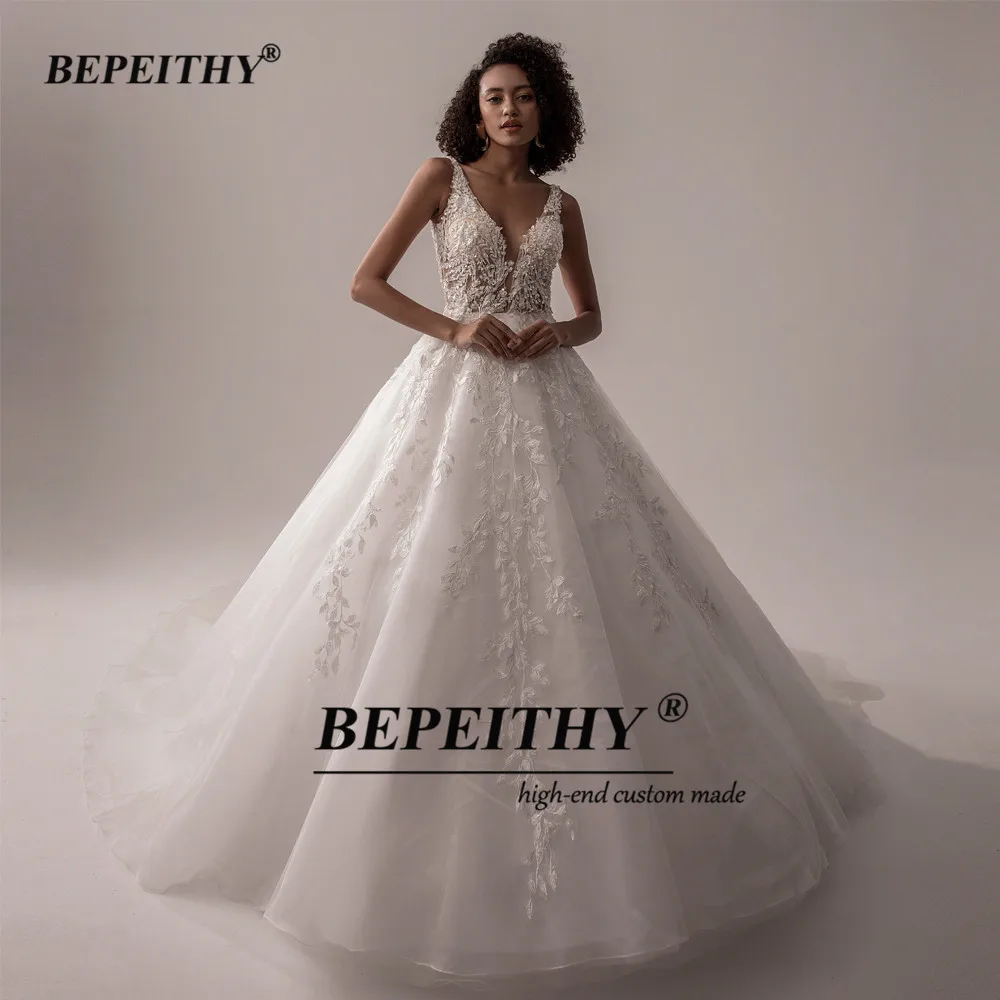 BEPEITHY Customized Vestido De Noiva V Neck Sleeveless Wedding Dresses 2026 For Women A Line Ivory Lace Bride Boho Bridal Gown