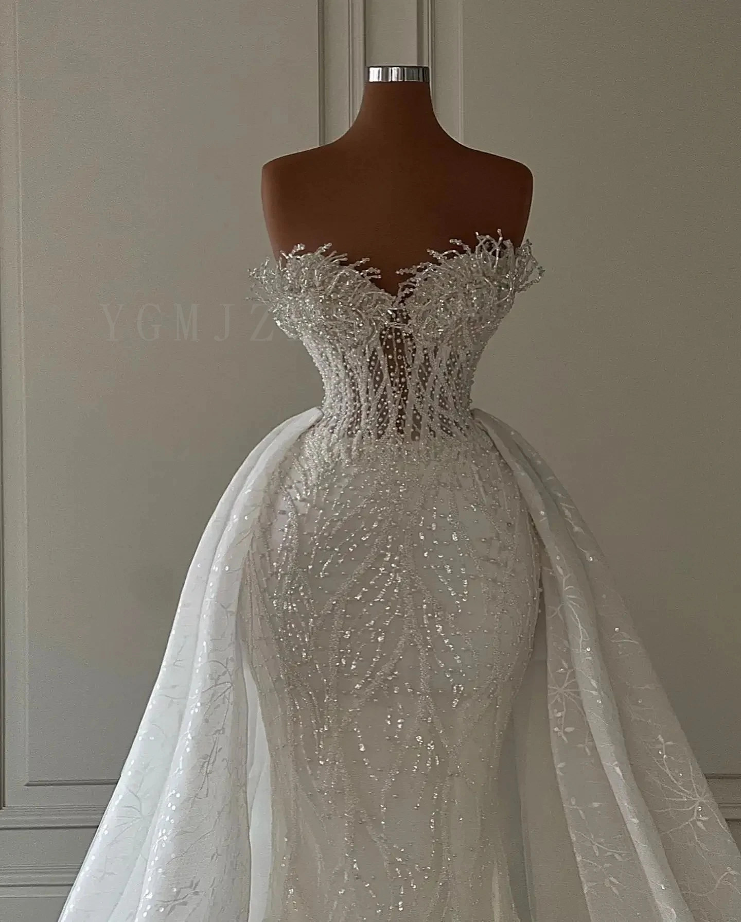 Luxurious Mermaid Wedding Dresses 2025 Bride Strapless Heavy Beaded Lace 2 In 1 Detachable Overskirts Bridal Gown Customized