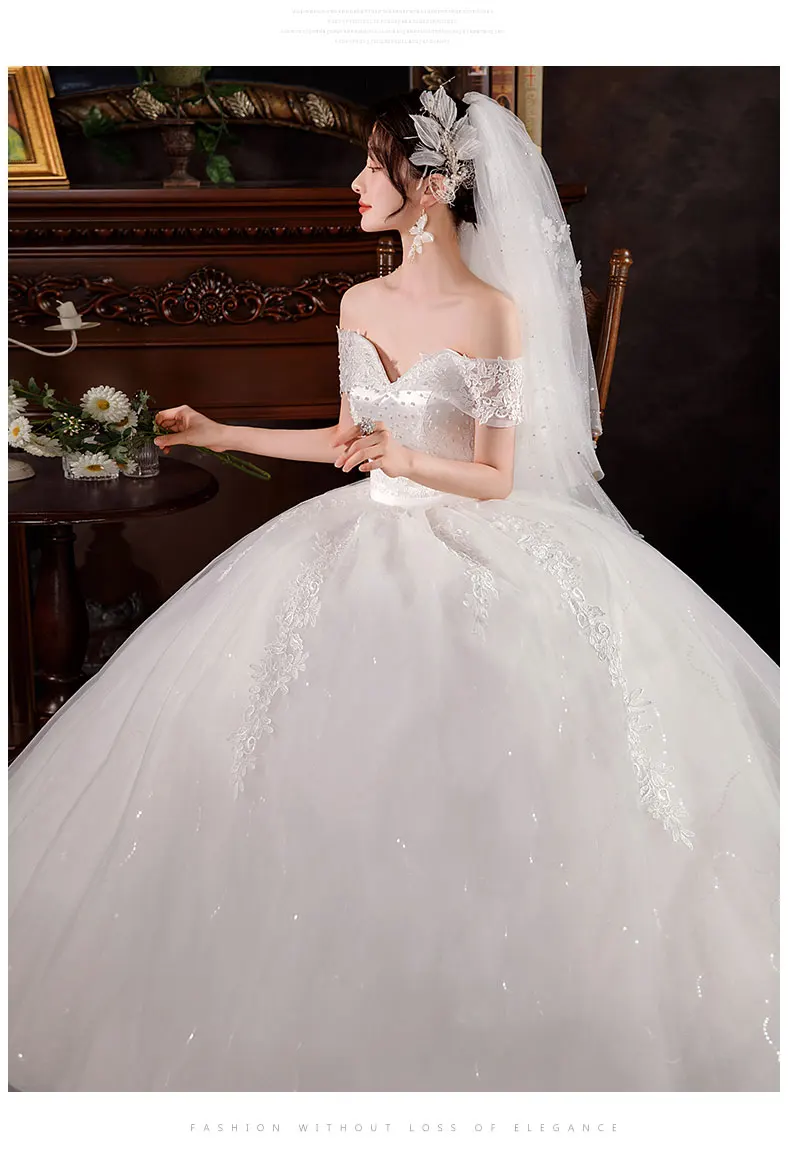 New Off The Shoulder Lace Wedding Dress Applique Bride Dress With Train Ball Gown Princess Classic Wedding Gowns Customized