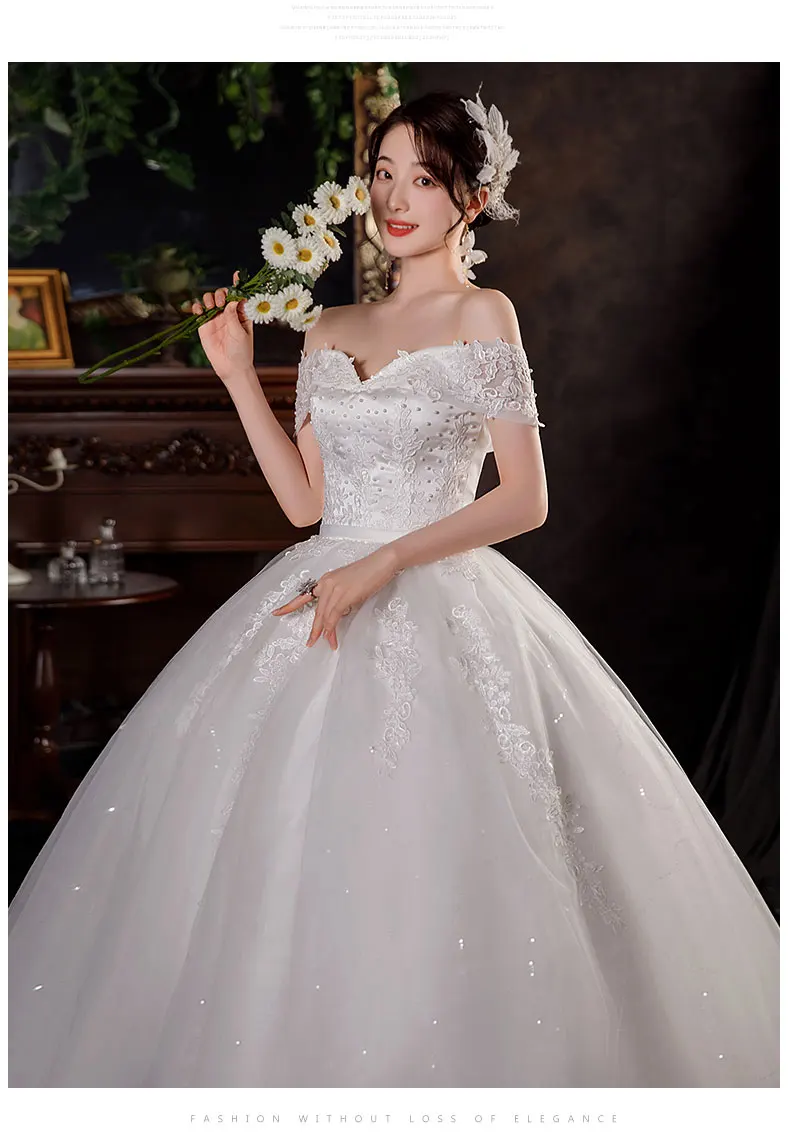 New Off The Shoulder Lace Wedding Dress Applique Bride Dress With Train Ball Gown Princess Classic Wedding Gowns Customized