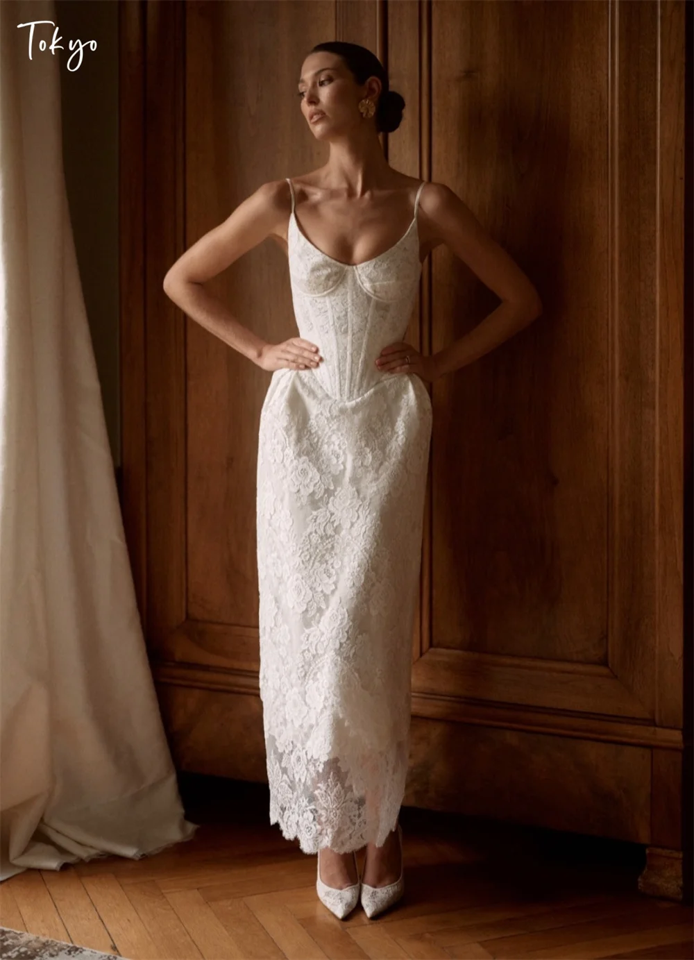 Tokyo Customized White Spaghetti Strap Wedding Dress Sleeveless Lace Bridal Gown Elegant Mermaid Ankle-Length Wedding Gown 2026