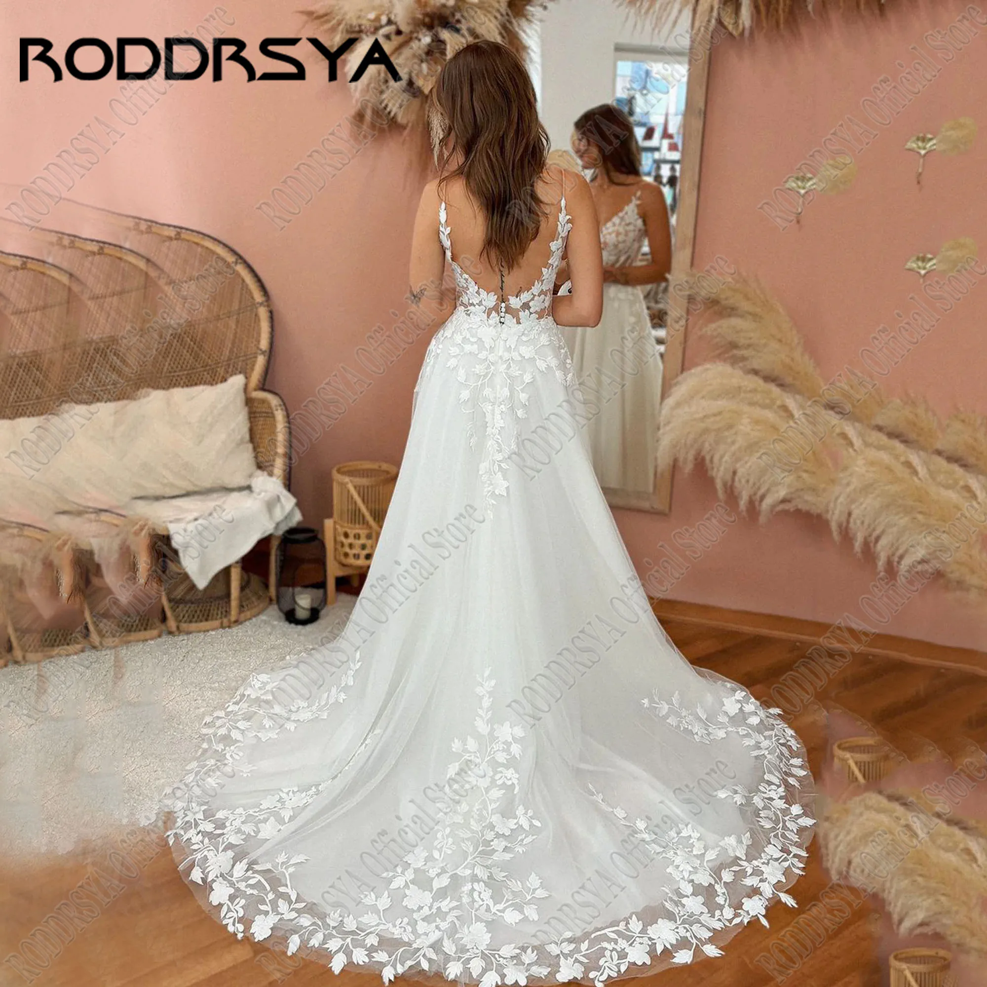 RODDRSYA Spaghetti Straps Glitter Wedding Dress Women V-Neck Applique Backless Boho Vestidos De Novia Sweep Train Customized