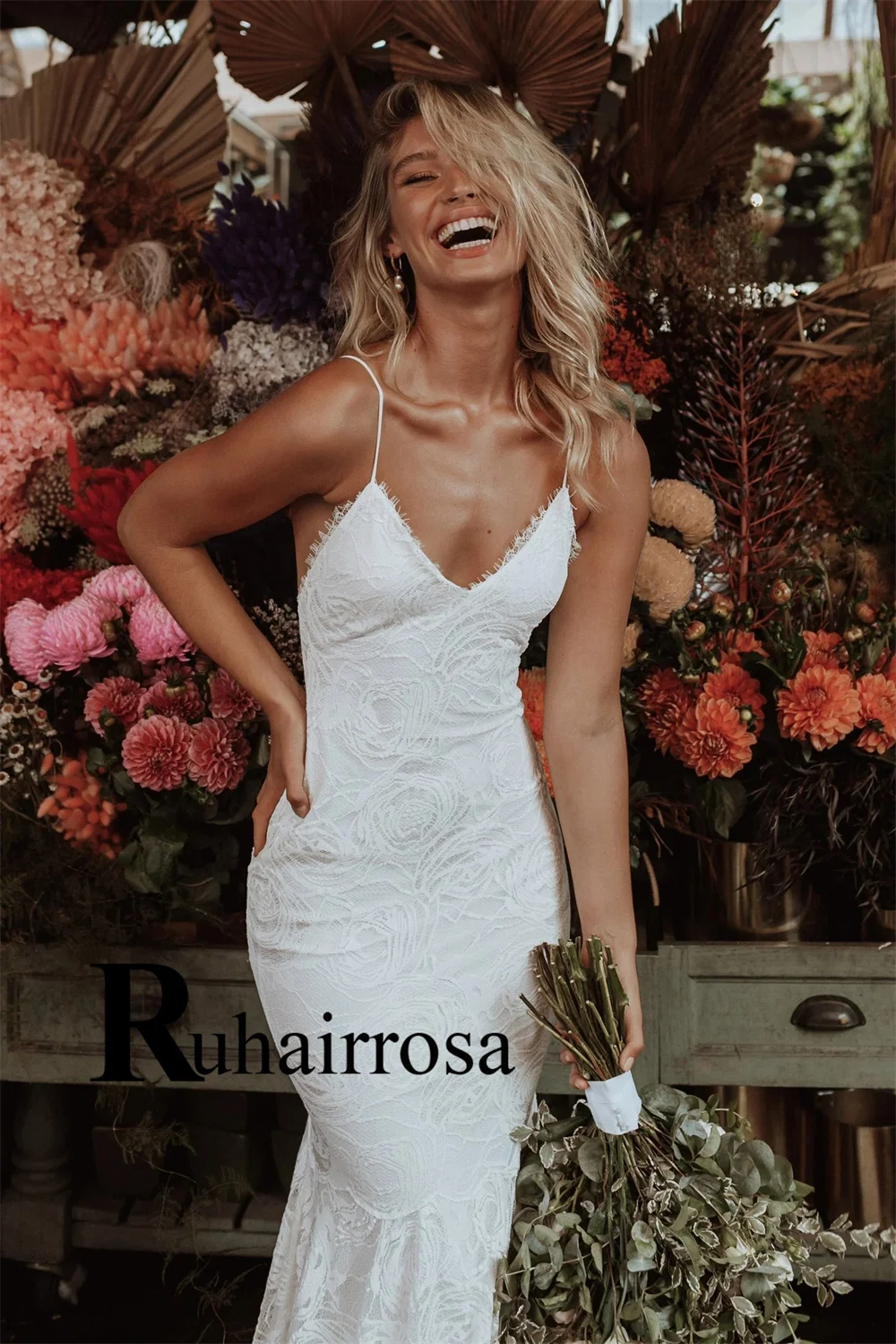 Ruhair Fancy Mermaid Wedding Dresses for Women Lace Appliques Spaghetti Straps Sleeveless Bridal Gown Robe De Mariee Customized