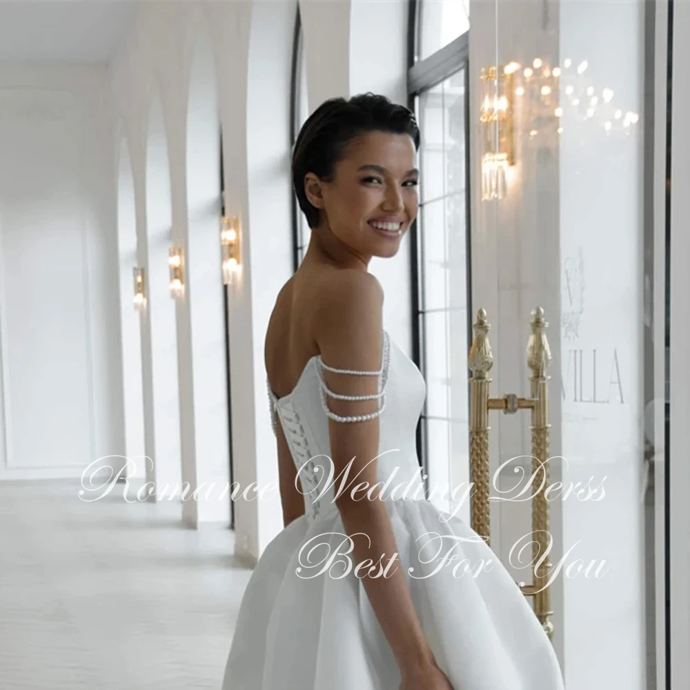 Modern Pleat Satin Short Ball Gown Wedding Dress Boat-Neck Off The Shoulder Above Knee Open Back Vestidos De Novia Customized